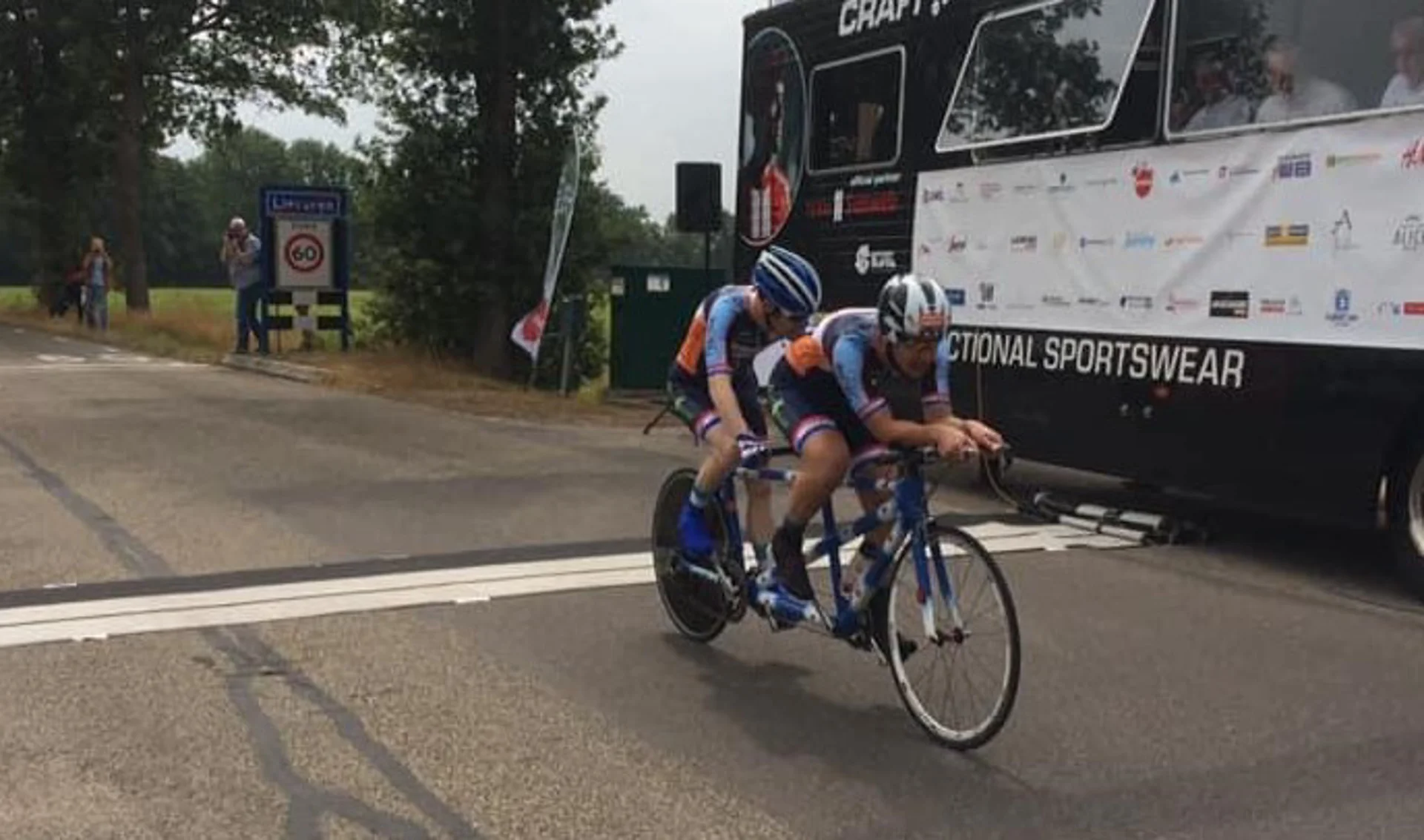 flits van snits prolongeert nk titel tijdrijden